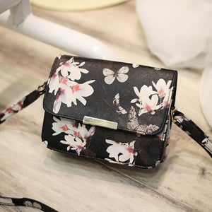 Sunmmer New Ladies Single Shoulder Small Bag Butterfly Love Flower Mini Square Handbag Fashion Diagonal Female Crossbody Bag