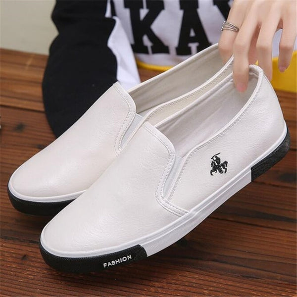 New Men's Leather Casual Lazy Shoes Loafers Mens Style Shoes Sneakers Retro Low to Help a Foot Business Four Seasons