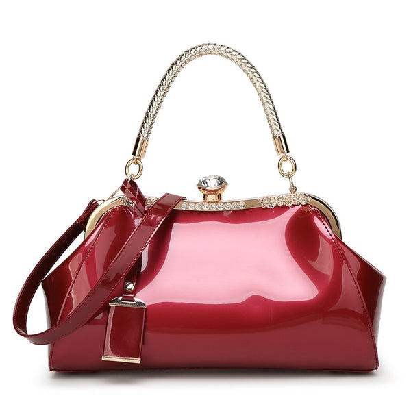 New Summer and Autumn Handbag Wrapped In Seashells of Ladies'varnish